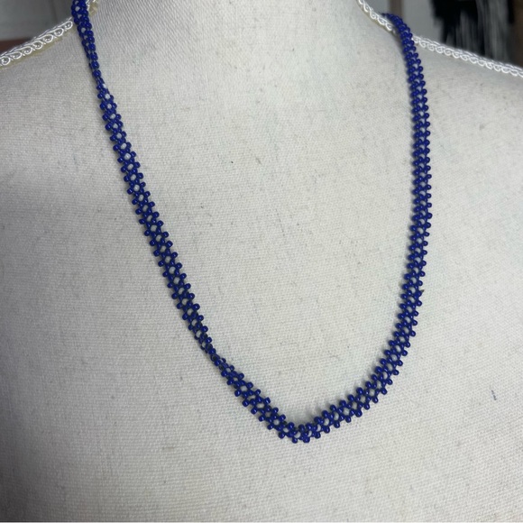 VTG Native American style seed bead beaded necklace on leather backed pendant - Picture 4 of 14